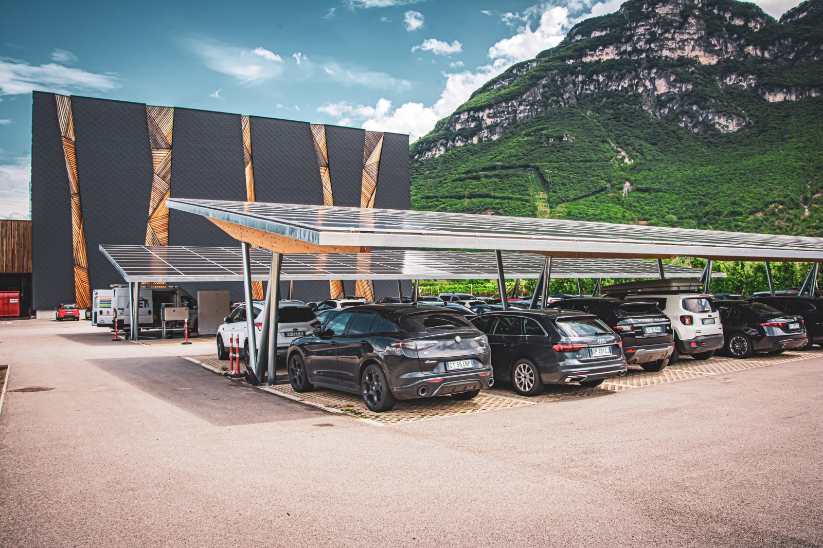 TUTTO DA UN UNICO FORNITORE