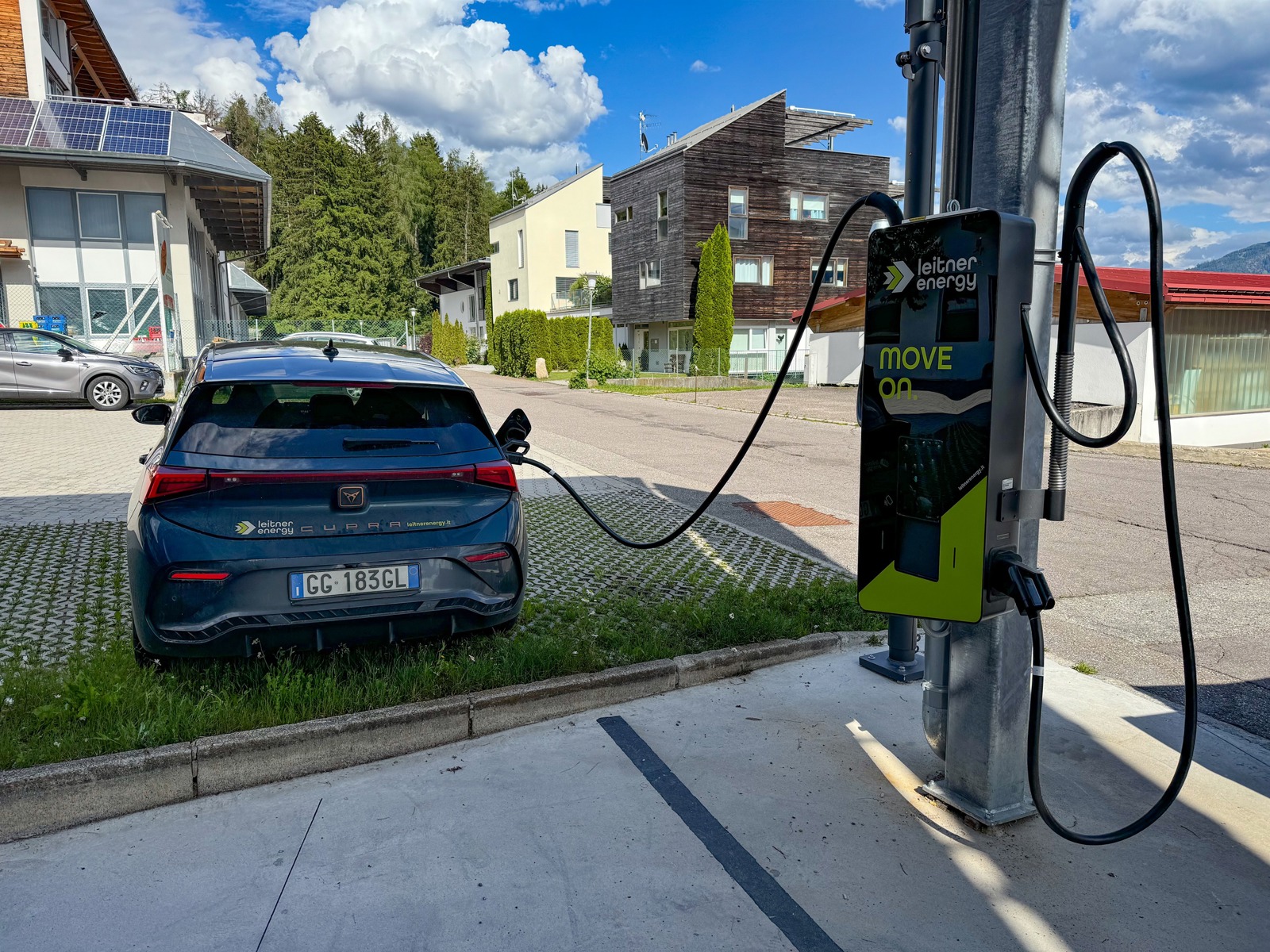 KOMPAKT. LEISTUNGSSTARK. PLATZSPAREND